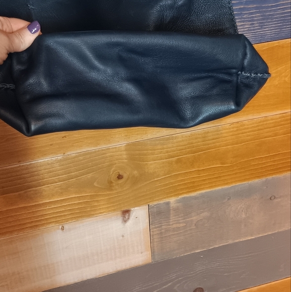 Leather Tote NWT Navy Blue Bohemian - Picture 5 of 7